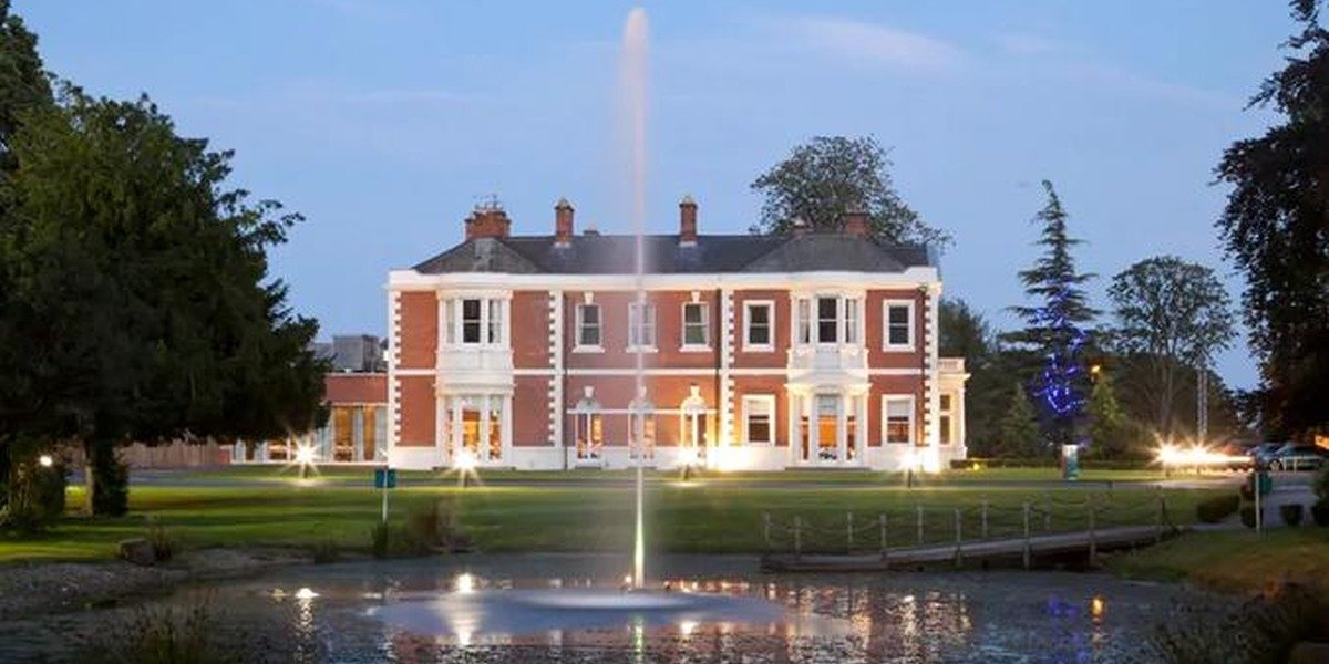 doubletree-chester-fountain-1200x600