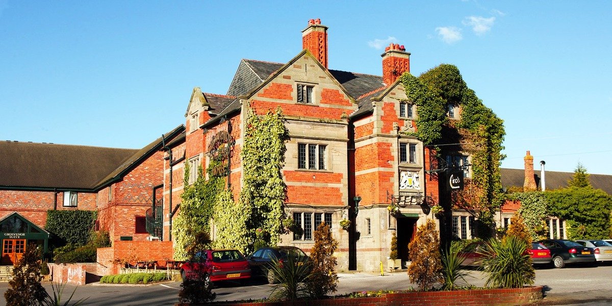 grosvenor-pulford-exterior-1200x600