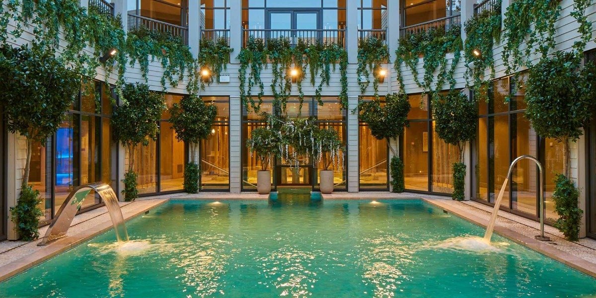 aqua-sana-courtyard-pool-1200x600