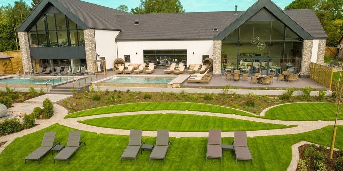 breedon-priory-spa-garden-1200x600