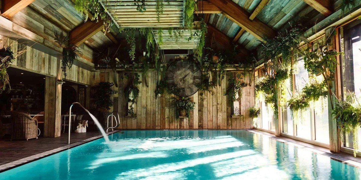 elms-greenhouse-spa-pool-2-1200x600