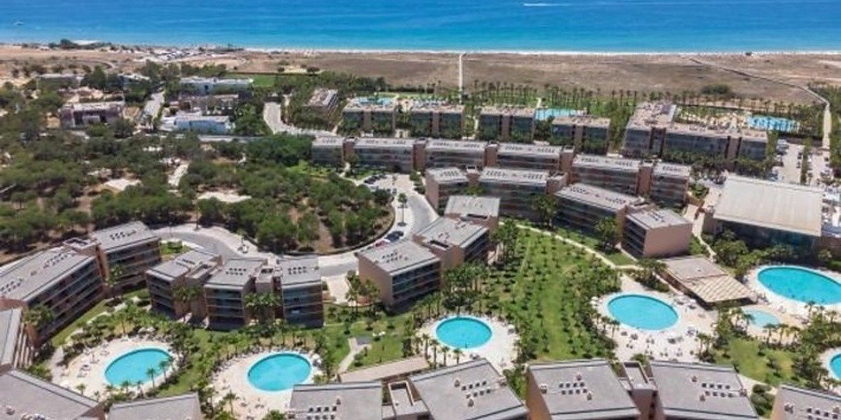europe-resort-aerial-sea-1200x600