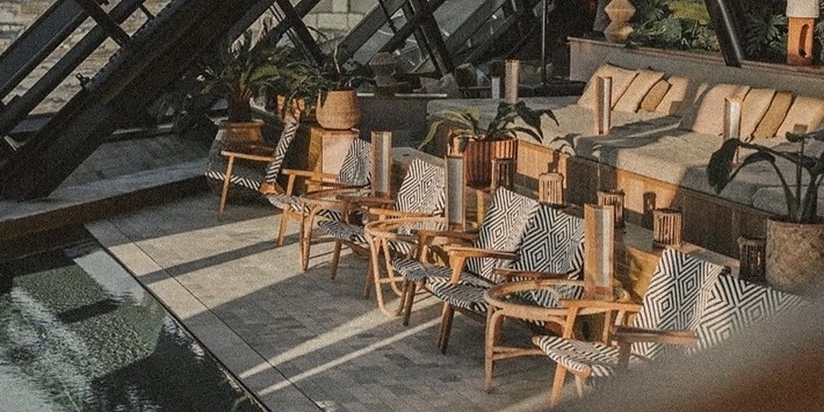 europe-rooftop-loungers-1200x600