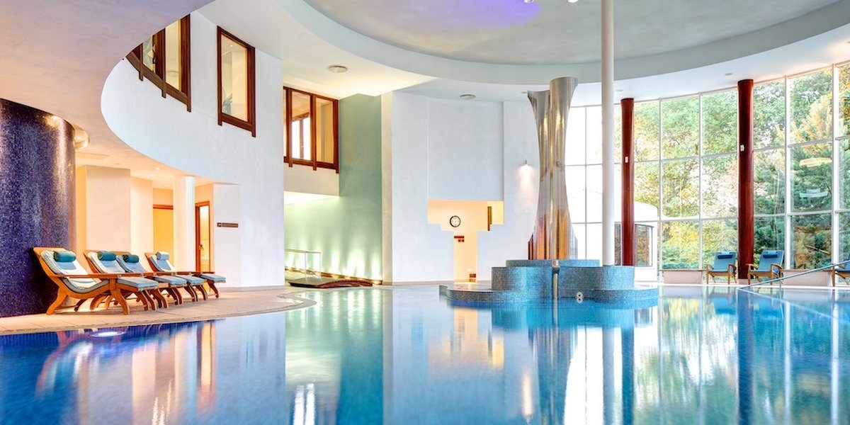 seaham-hall-spa-pool-1200x600